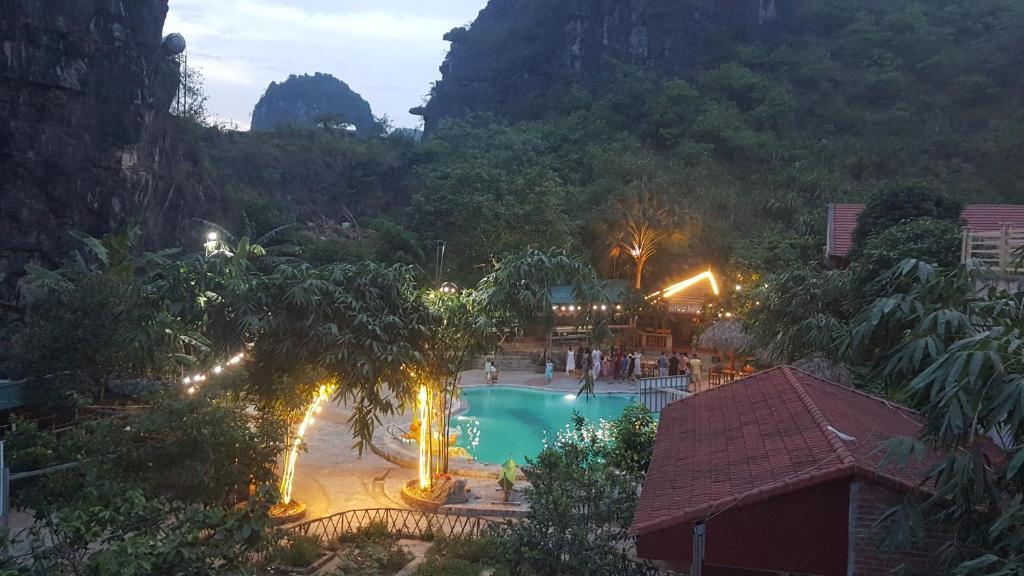 Top 8 homestay Ninh Bình view núi non, đồng lúa đẹp như tranh 2025 - ảnh 6