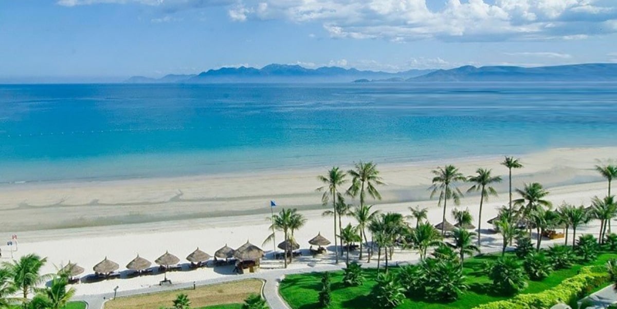 Tuy Hòa Phú Yên có gì chơi? Bỏ túi 7 địa điểm giới trẻ check-in nhiều nhất - ảnh 1