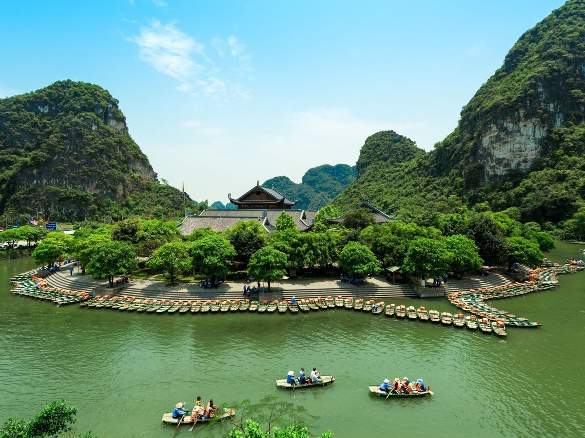 Ninh Bình được ví như 'Vịnh Hạ Long trên cạn'. (Ảnh: Internet)