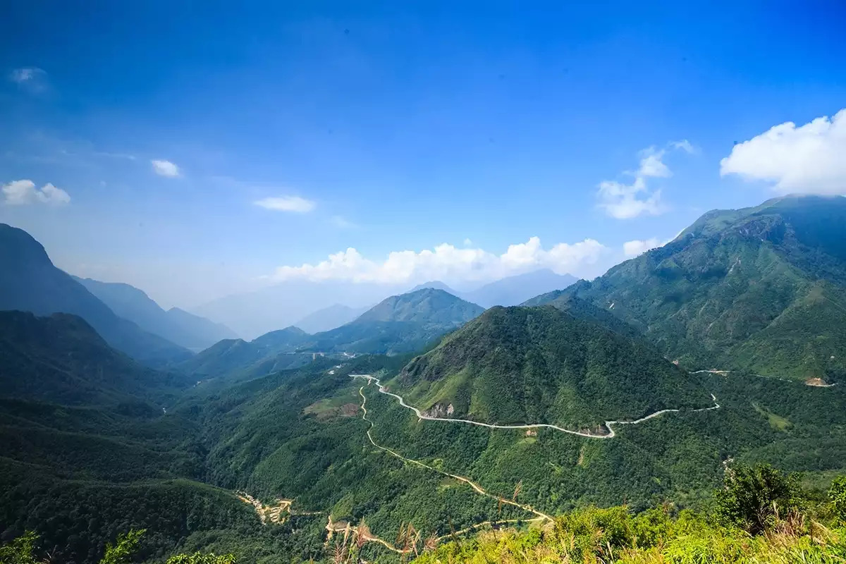 5 cung đường phượt đẹp nhất miền Bắc nên check-in hè 2025 - ảnh 2