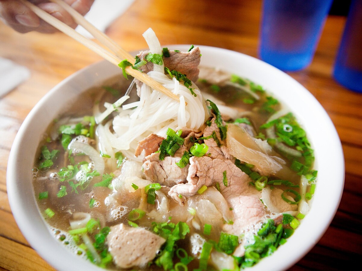 Gần sân bay Nội Bài có gì ăn? - ảnh 1