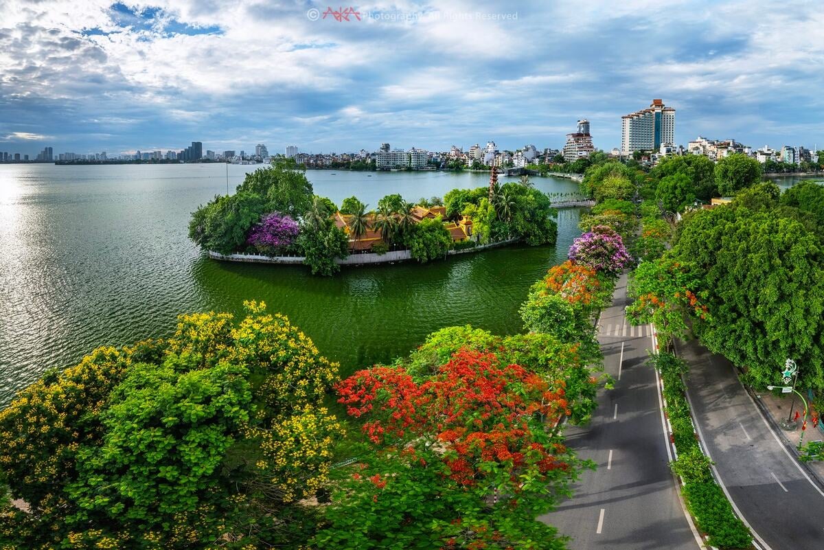 Hồ Tây nhìn từ trên cao. (Ảnh: Internet)