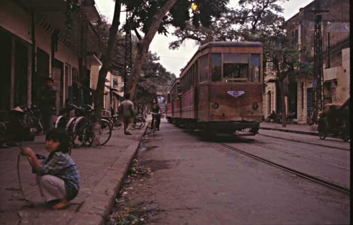 Hà Nội những năm 1980 qua ống kính của nhiếp ảnh gia người Hà Lan