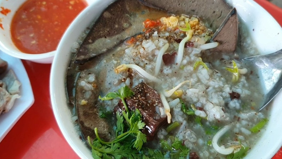 Ăn cháo lòng Đà Nẵng ở đâu ngon? Gợi ý 7 địa chỉ “ruột” của dân địa phương - ảnh 1