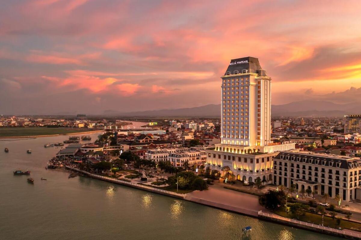 Toàn cảnh khách sạn Meliá Vinpearl Quảng Bình (Ảnh: Meliá Vinpearl Quảng Bình)