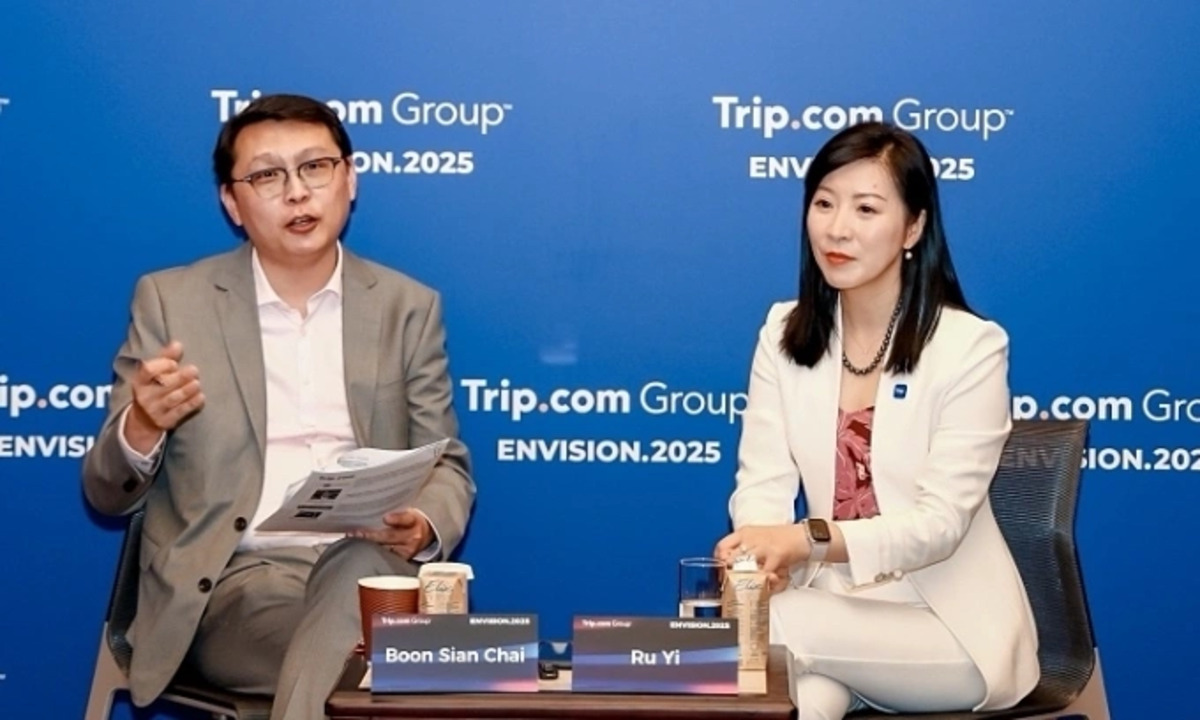 Ông Boon Sian Chai chia sẻ tại Envision 2025, Thượng Hải (Ảnh: Trip.com)