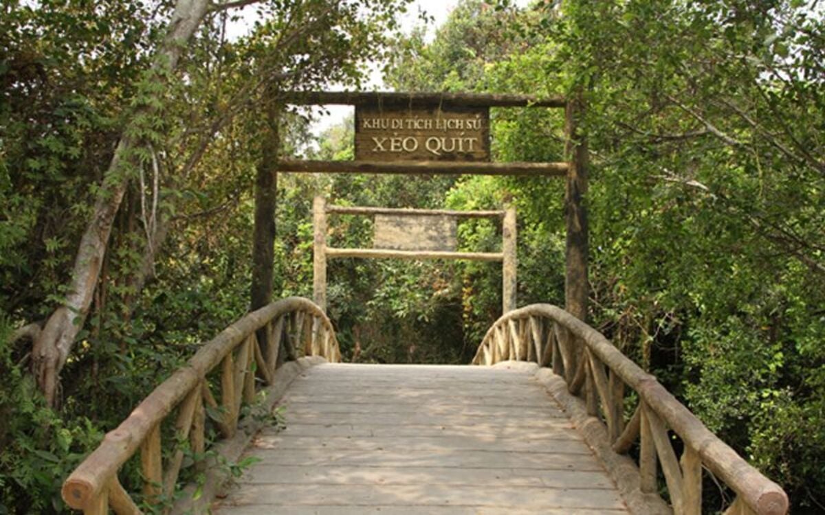 Khu di tích Xẻo Quýt (Ảnh: Lửa Việt Tours)