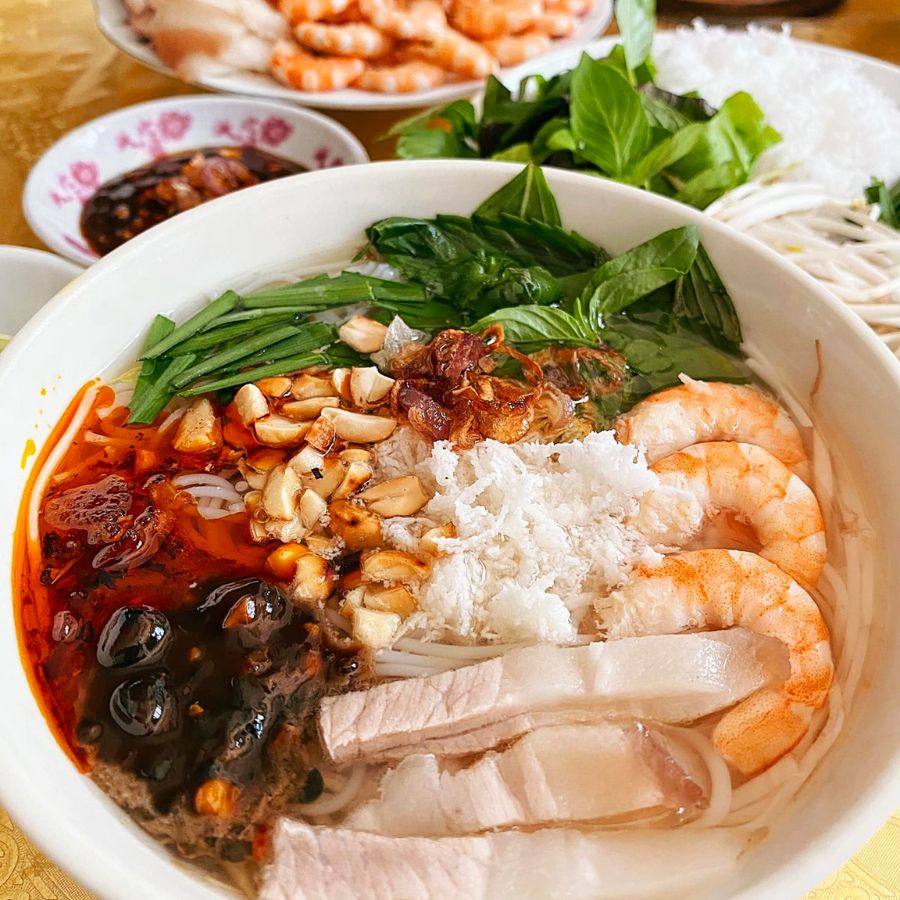 Bún gỏi dà là đặc sản Sóc Trăng thu hút du khách mọi miền (Ảnh: Internet)