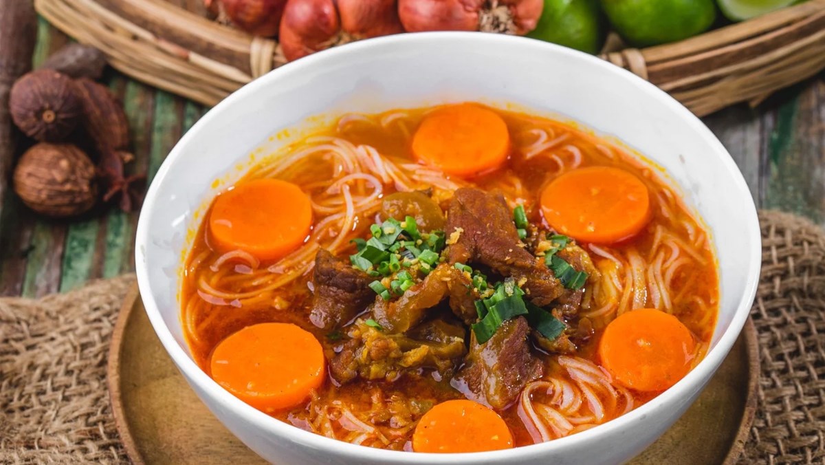 Hủ tiếu bò kho: Món ngon hấp dẫn của người Sài Gòn - ảnh 3