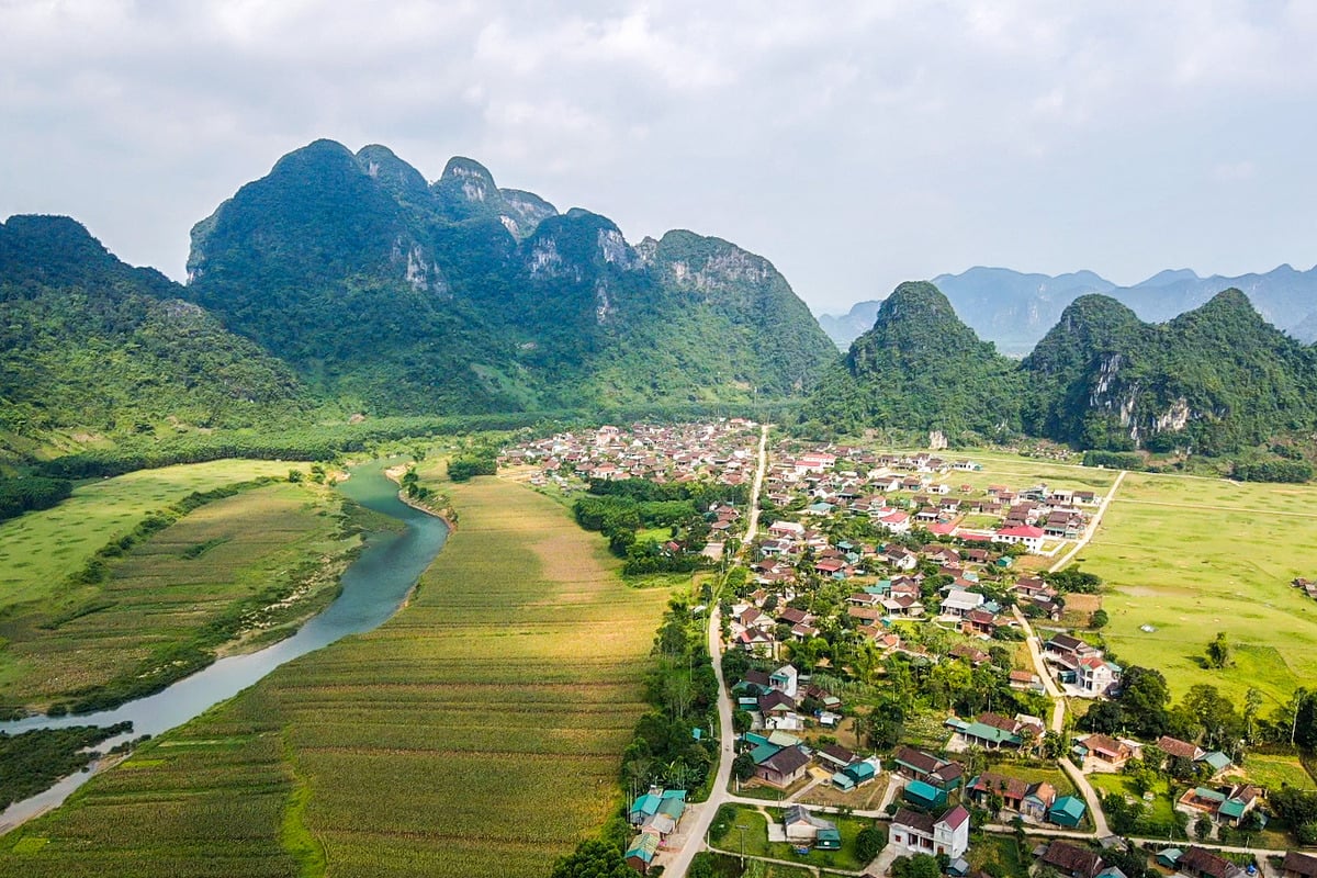 Tháng 6 nên đi du lịch ở đâu miền Trung? 7 địa điểm đẹp nhất nên check-in - ảnh 6