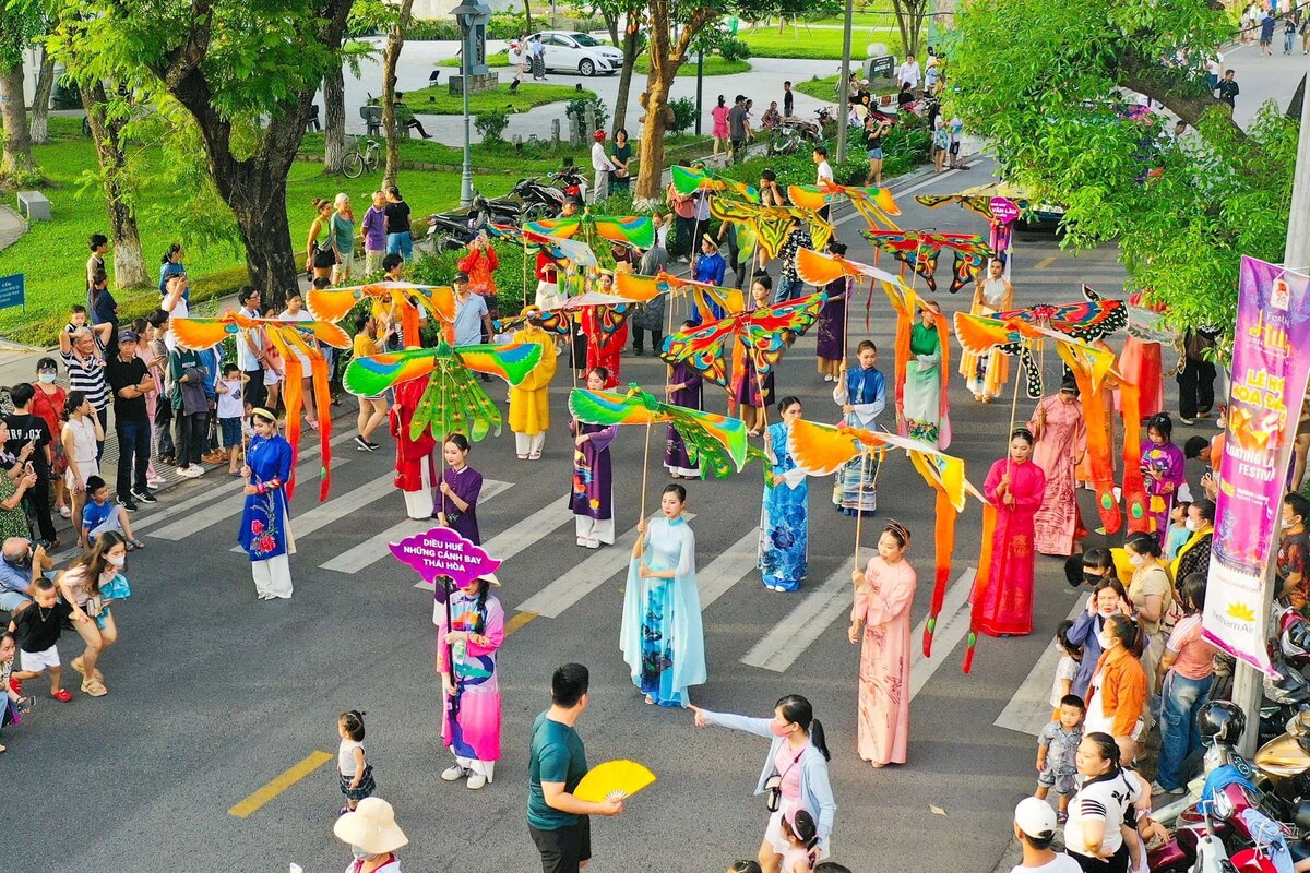 Festival Huế (Ảnh: Báo Nông nghiệp và Môi trường)