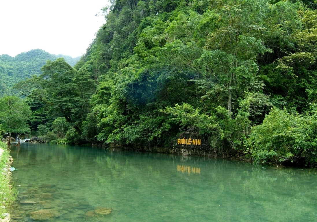 Suối Lê Nin. (Ảnh: Internet)