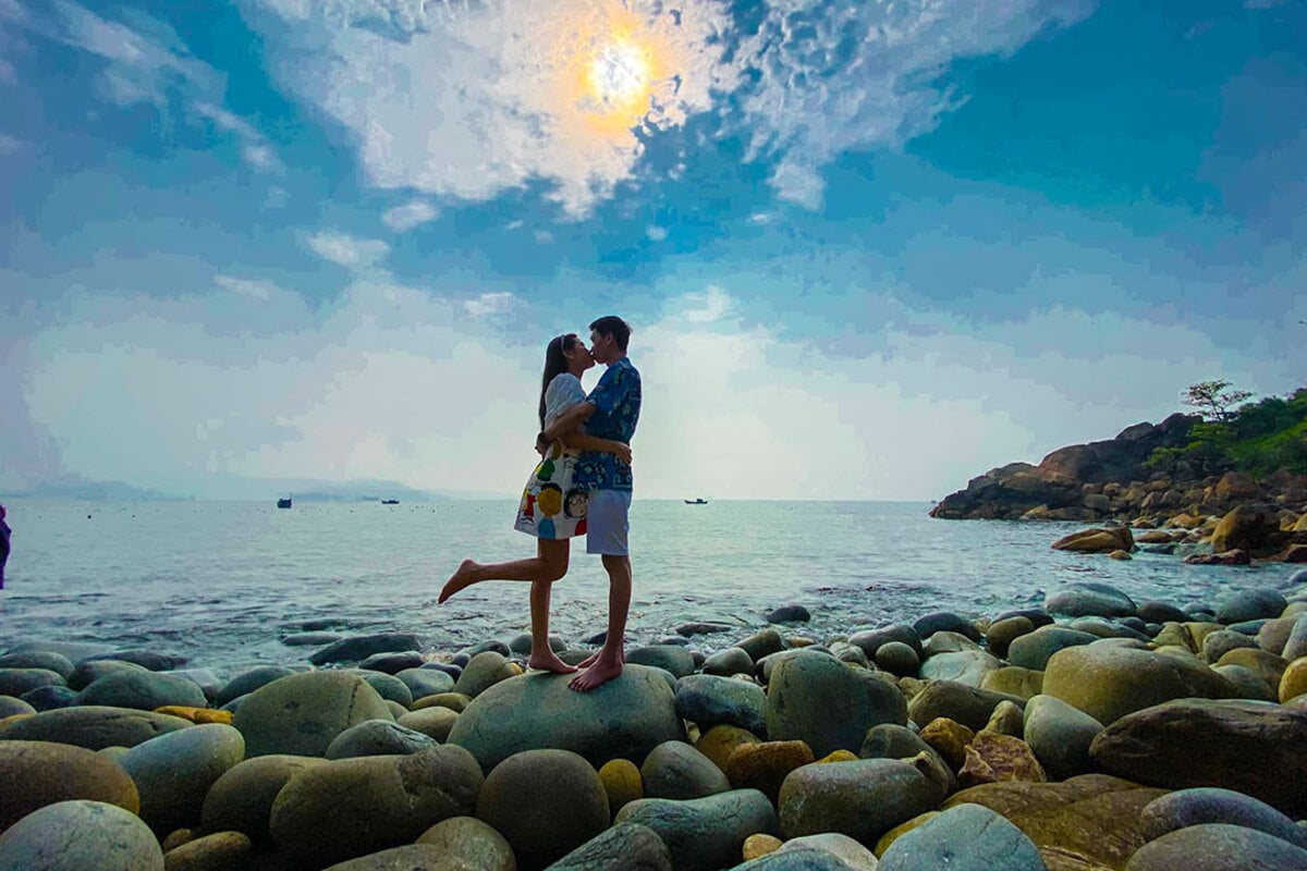 Gợi ý 5 địa điểm chụp hình cưới đẹp mê ở Quy Nhơn - ảnh 2
