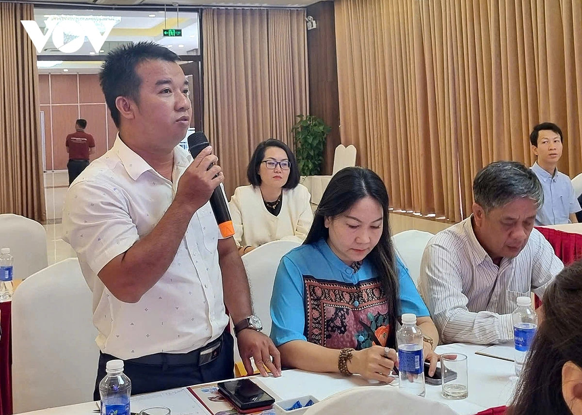 Các đại biểu thảo luận, đóng góp nhiều ý kiến trong liên kết, hợp tác phát triển du lịch giữa 2 tỉnh khi sáp nhập (Ảnh: VOV)