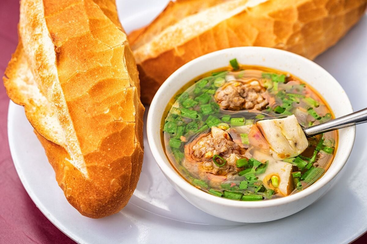 Bánh mì xíu mại Đà Lạt (Nguồn: Internet)