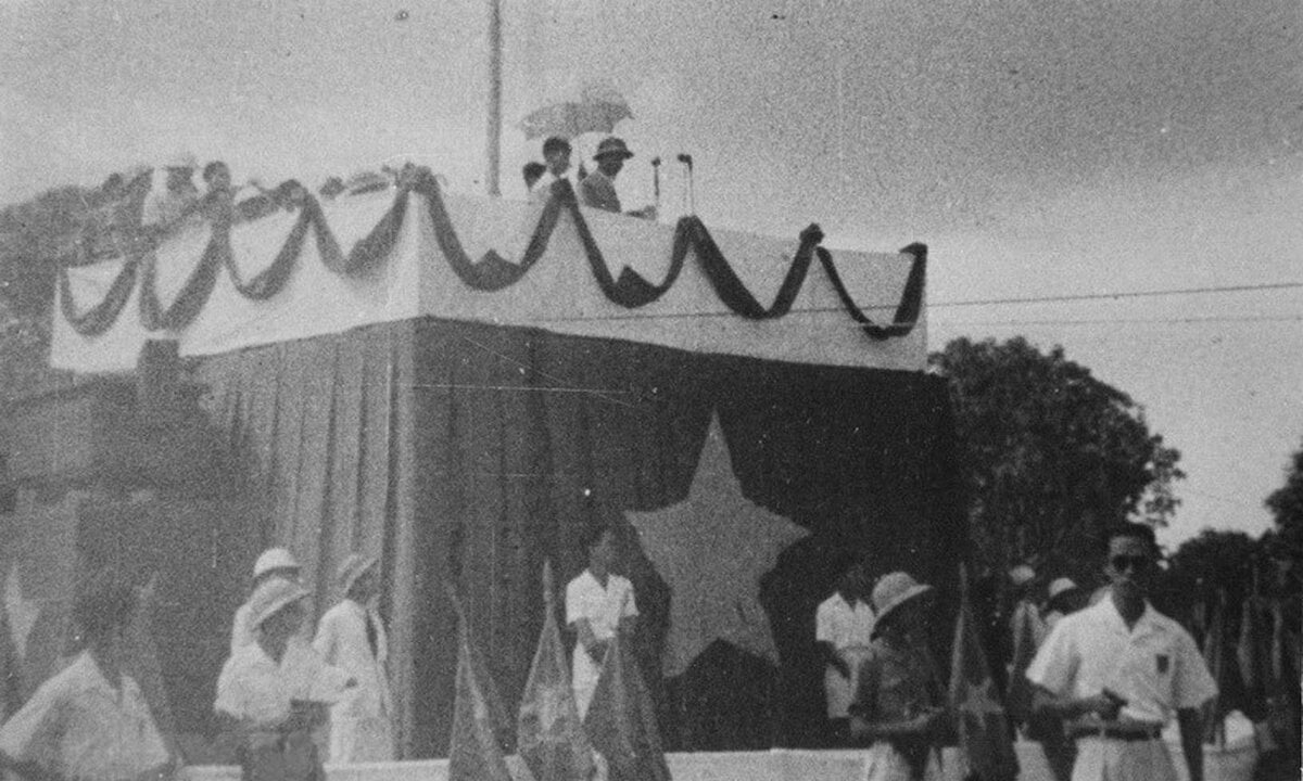 Quảng trường Ba Đình - Nơi Bác Hồ đọc bản Tuyên ngôn độc lập năm 1945.