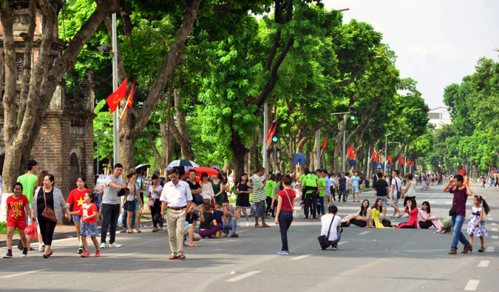 Hà Nội được Agoda vinh danh ở vị trí số 1 trong danh sách những thành phố lý tưởng nhất châu Á để khám phá bằng cách đi bộ (Ảnh: Intenet)