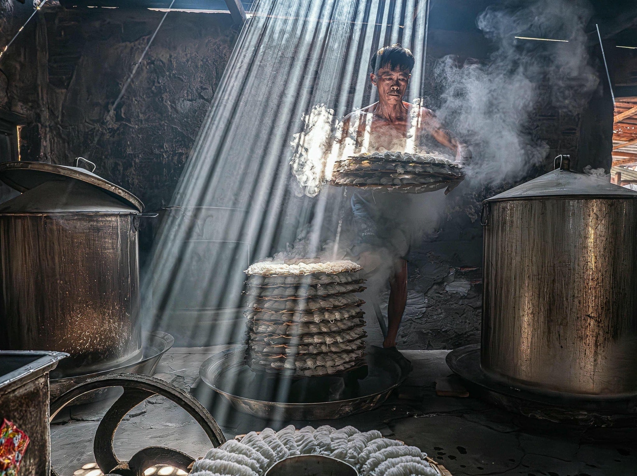 Tác phẩm ' Bánh hỏi' (Ảnh: Đặng Hoài Anh)