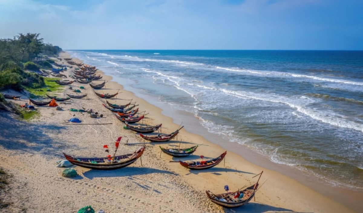 Trải nghiệm lên thuyền ra khơi cùng ngư dân là một hoạt động hấp dẫn, mang đến cho bạn cái nhìn chân thực về đời sống của người dân địa phương (Ảnh: Explore Vietnam)