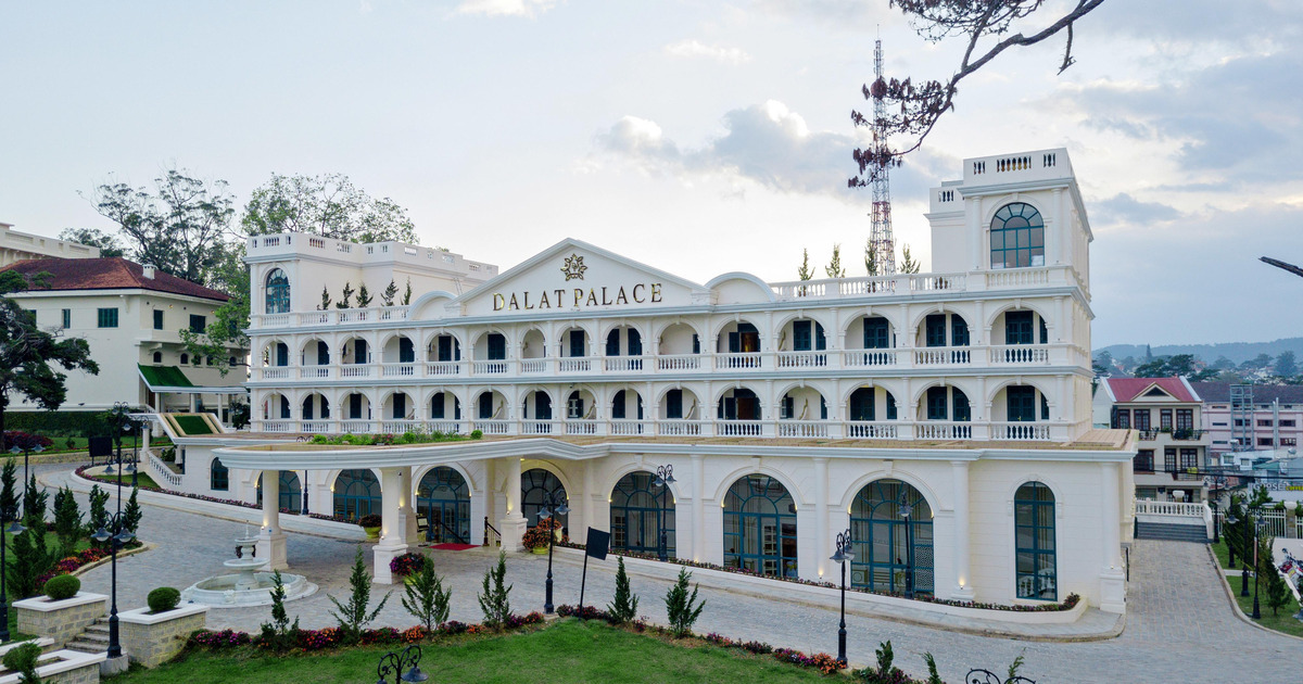 Không gian khách sạn thường theo chuẩn mực hiện đại, tối ưu về mặt tiện nghi (Ảnh:Dalat Palace Heritage Hotel)