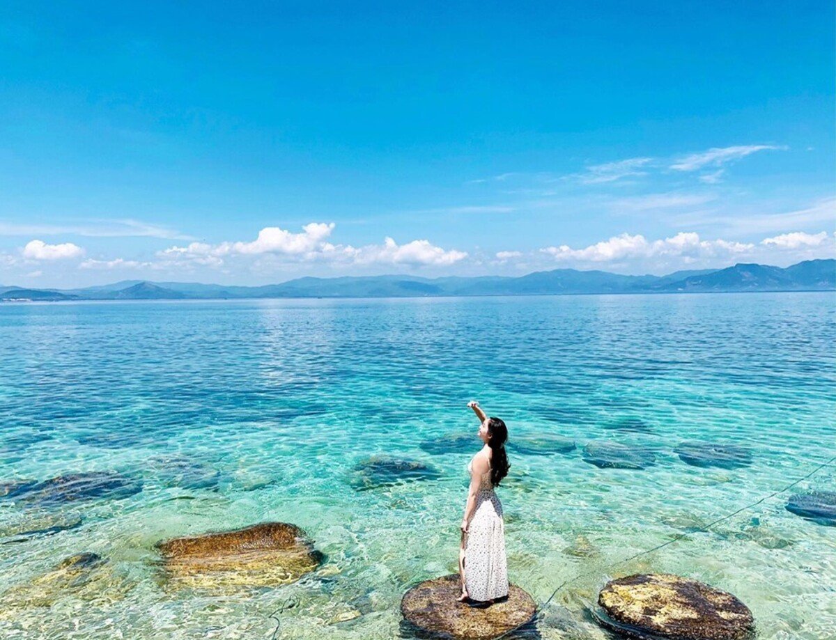 Du khách check-in tại Cù Lao Xanh (Nguồn: Internet)