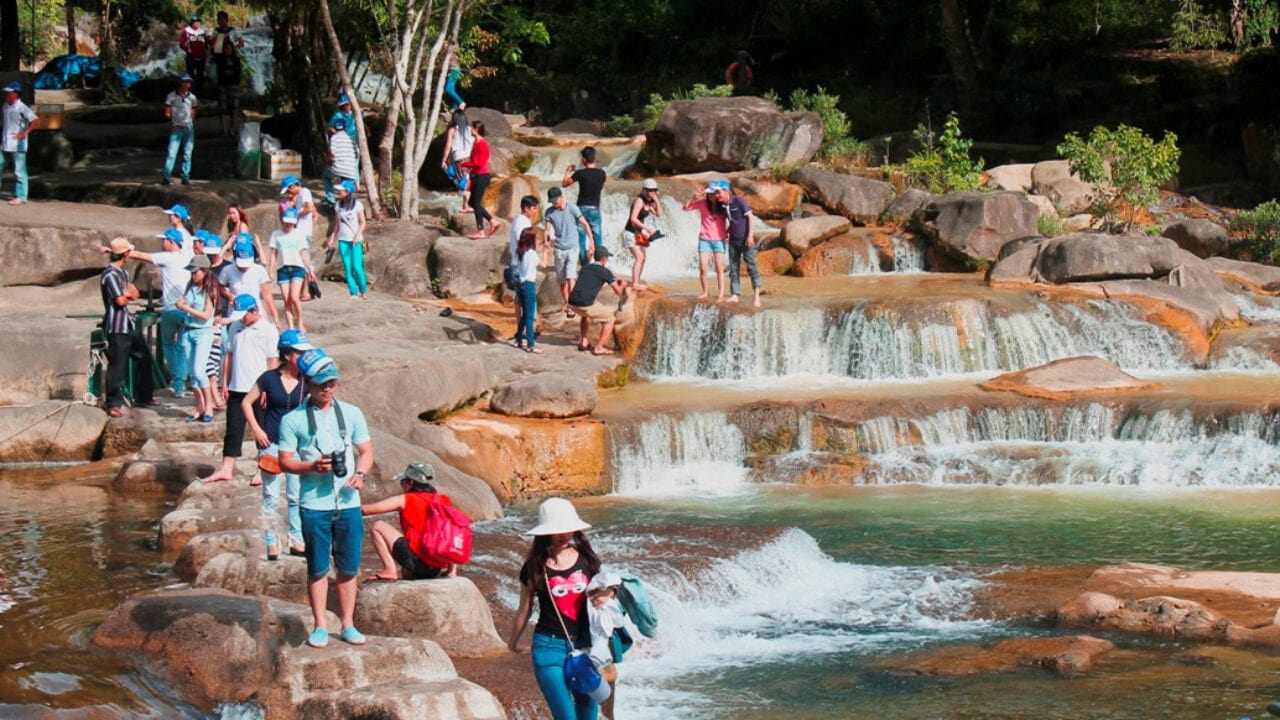 Top 5 nơi cắm trại lý tưởng ở Nha Trang cho dân mê thiên nhiên - ảnh 2