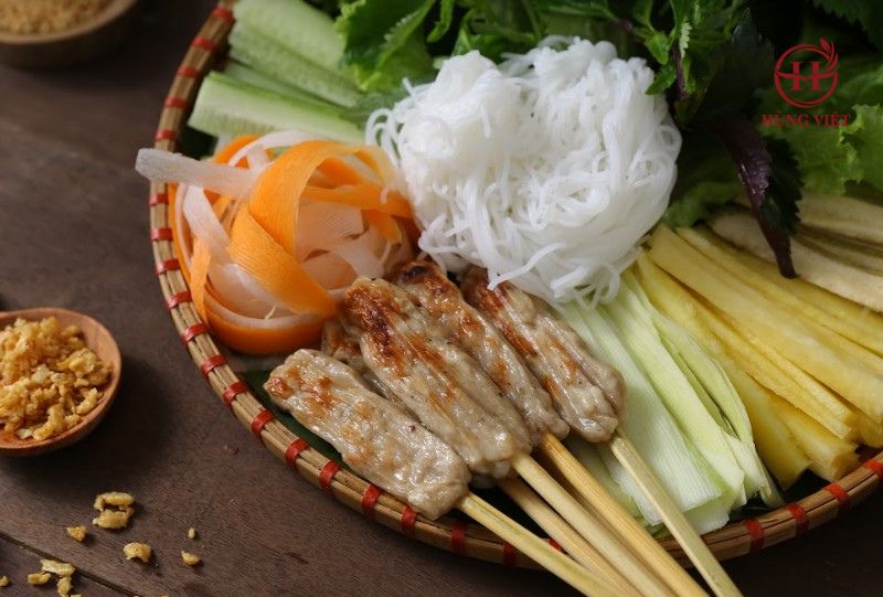 Top 5 quán nem lụi nướng hot nhất nhì tại Nghệ An - ảnh 1