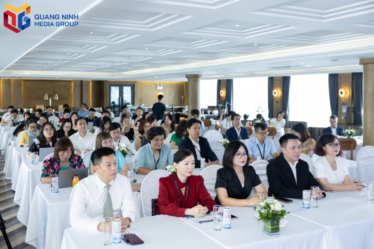 Khung cảnh buổi tọa đàm (Ảnh: Báo Quảng Ninh)