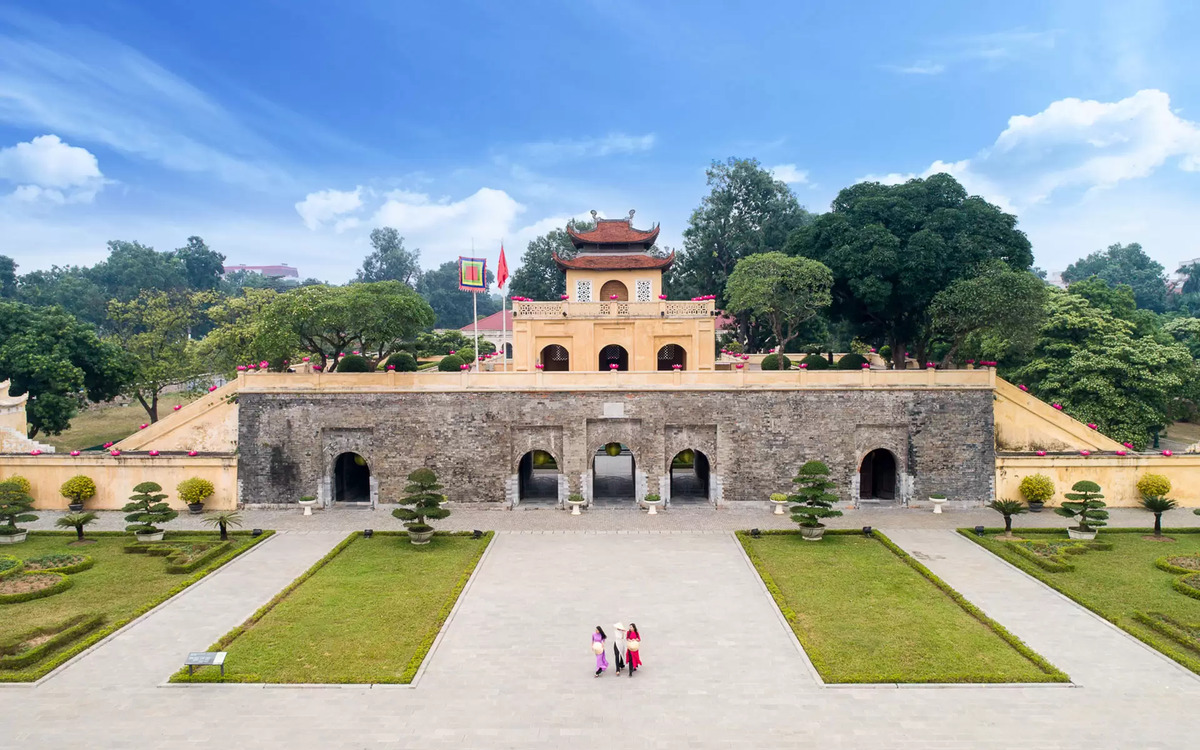 Ai đã xây dựng Hoàng thành Thăng Long? - ảnh 1