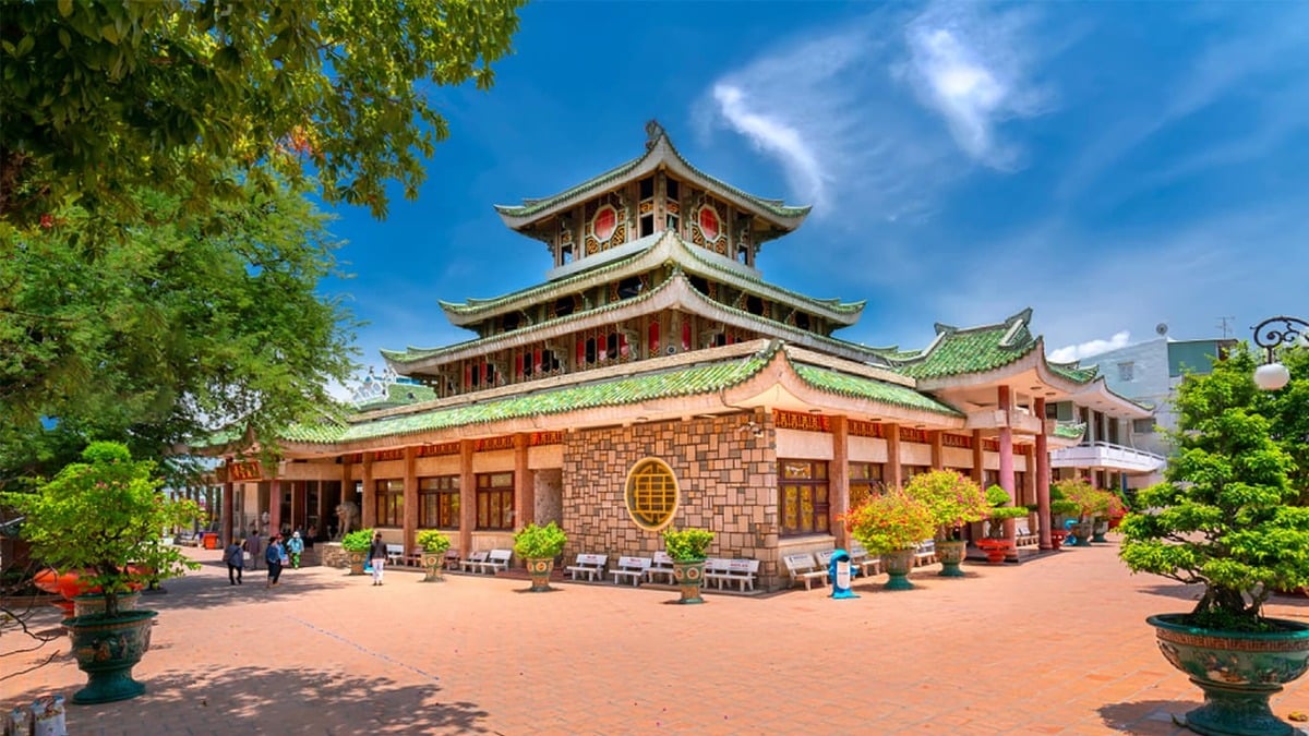 Miếu bà chúa Xứ (Ảnh: Đảo Du Lịch)