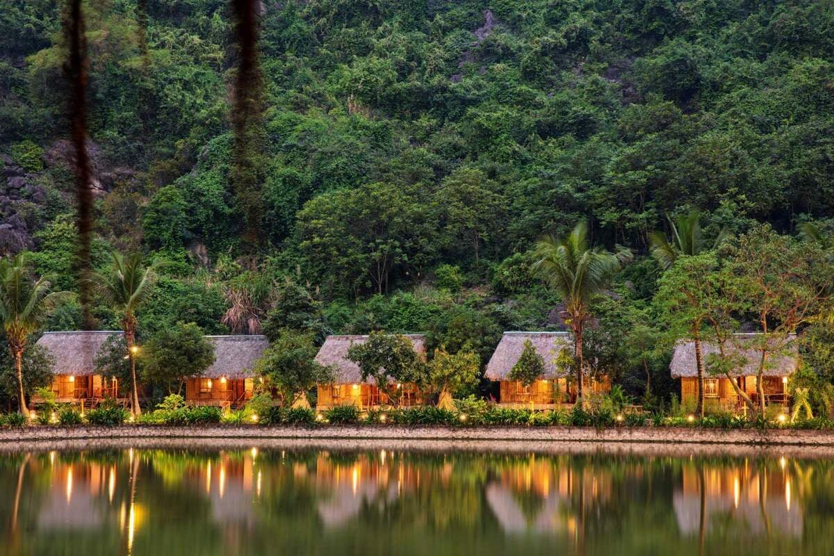 Liệt kê 5 resort đẹp nhất Ninh Bình cho hè 2025 - ảnh 3