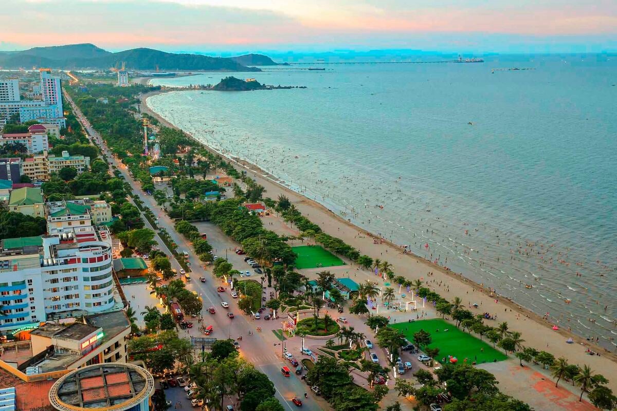 Biển Cửa Lò (Ảnh: Tạp chí nhiếp ảnh và đời sống)