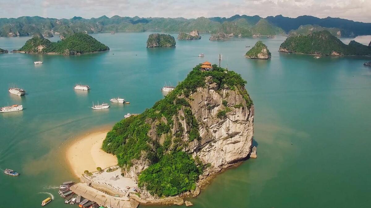 Top 5 trải nghiệm thú vị nhất tại Hạ Long hè 2025 - ảnh 3