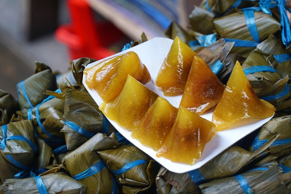 Bánh tro Đình Tổ: Đặc sản ngon “quên lối về” của Bắc Ninh - ảnh 1