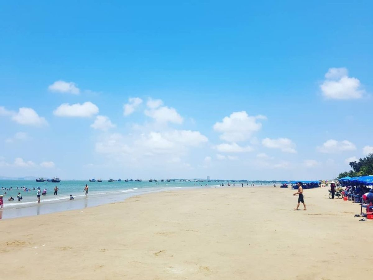 Du lịch biển 2 ngày 1 đêm gần TP.HCM: 5 gợi ý hấp dẫn nhất - ảnh 2