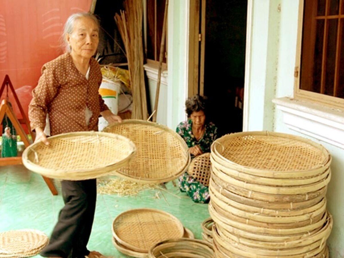 Làng nghề đan đát Vinh Ba (Nguồn: Internet)