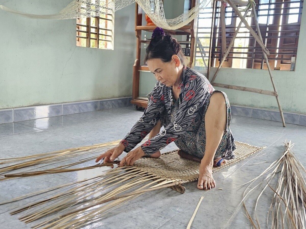 Khám phá Làng nghề đan đát Vinh Ba: Một trong những làng nghề nổi tiếng nhất xứ Nẫu - ảnh 1