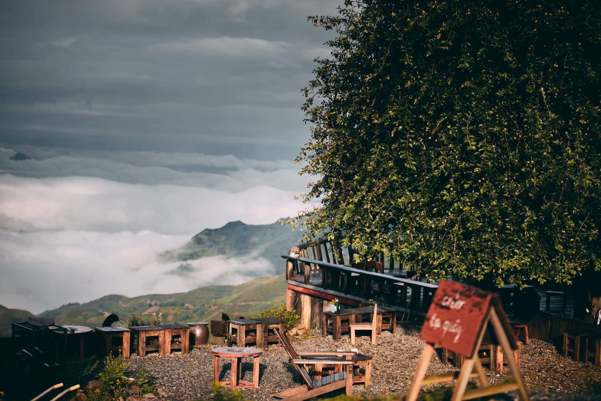 View cực xịn khi ngồi tại Hiên Coffee (Ảnh: Hiên Coffee)