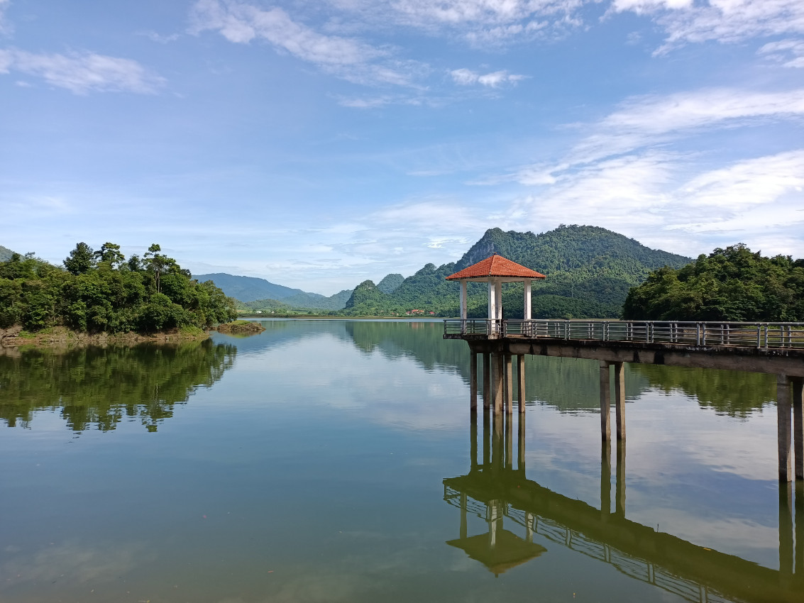 'Vịnh Hạ Long thu nhỏ' tại Sầm Sơn (Ảnh: Internet)
