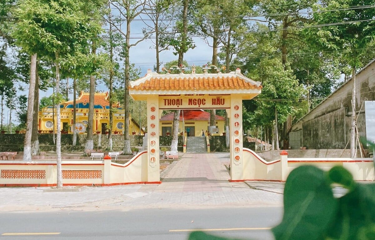 Đền thờ Thoại Ngọc Hầu (Nguồn: Internet)