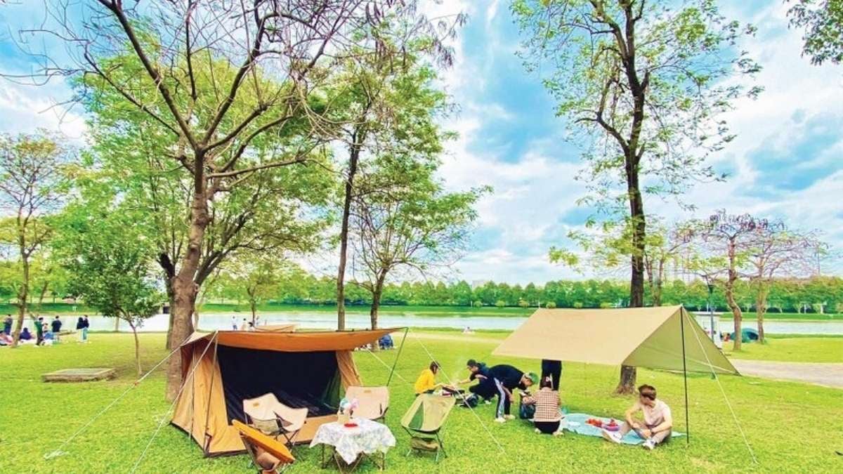 Khám phá công viên cây xanh lớn nhất Việt Nam: Điểm dã ngoại lý tưởng nhất nội thành Hà Nội - ảnh 1