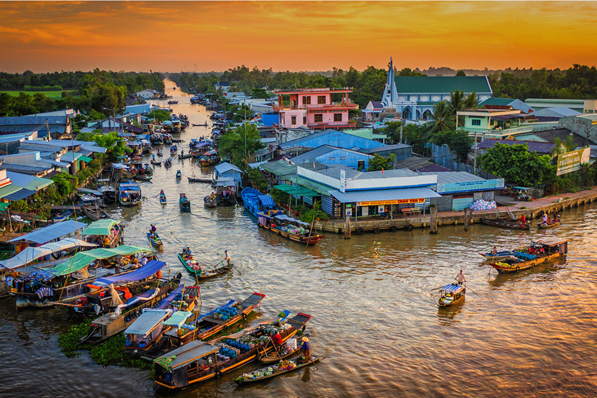 Chợ nổi Ngã Năm (Nguồn: Internet)