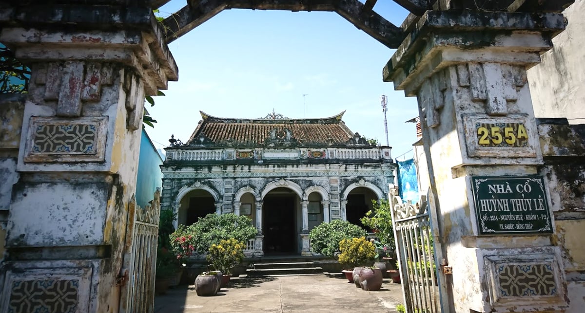 Nhà cổ Huỳnh Thuỷ Lê tọa lạc tại 225A đường Nguyễn Huệ, phường 4, TP. Sa Đéc, Đồng Tháp (Ảnh: Thám Hiểm Mekong)