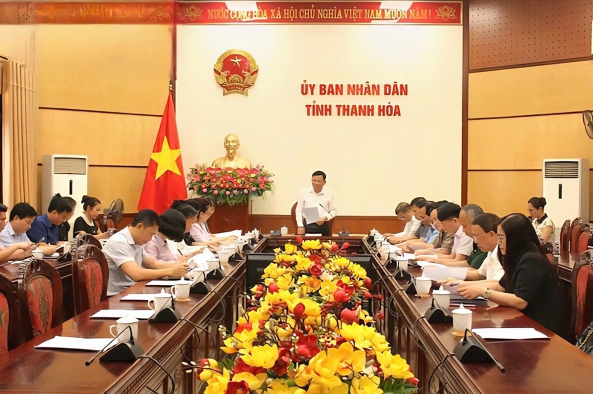 Phó Chủ tịch Thường trực UBND tỉnh Thanh Hóa Nguyễn Văn Thi – Trưởng Ban Chỉ đạo Phát triển du lịch tỉnh phát biểu chỉ đạo tại hội nghị (Ảnh: Báo Văn Hóa)