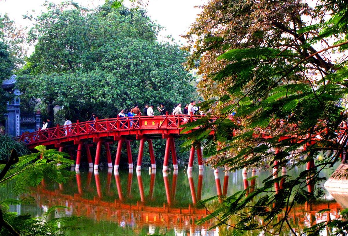6 điểm đến lãng mạn nhất Hà Nội cho cặp đôi du lịch hè 2025 - ảnh 4