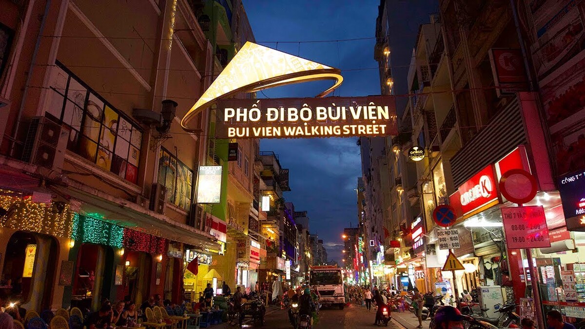 Quận 1 có gì chơi về đêm? List những địa chỉ “hot” nhất ở quận trung tâm Sài Gòn - ảnh 1