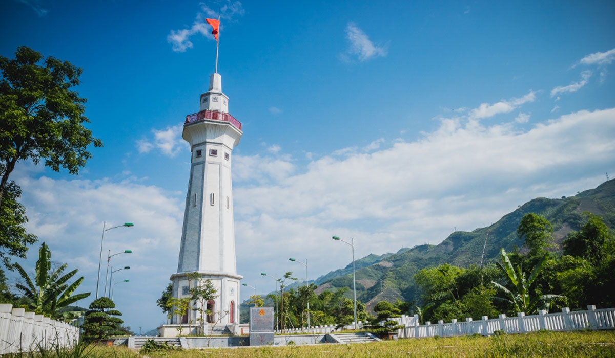 Khám phá những điểm du lịch đẹp gần Sapa hè 2025 - ảnh 1