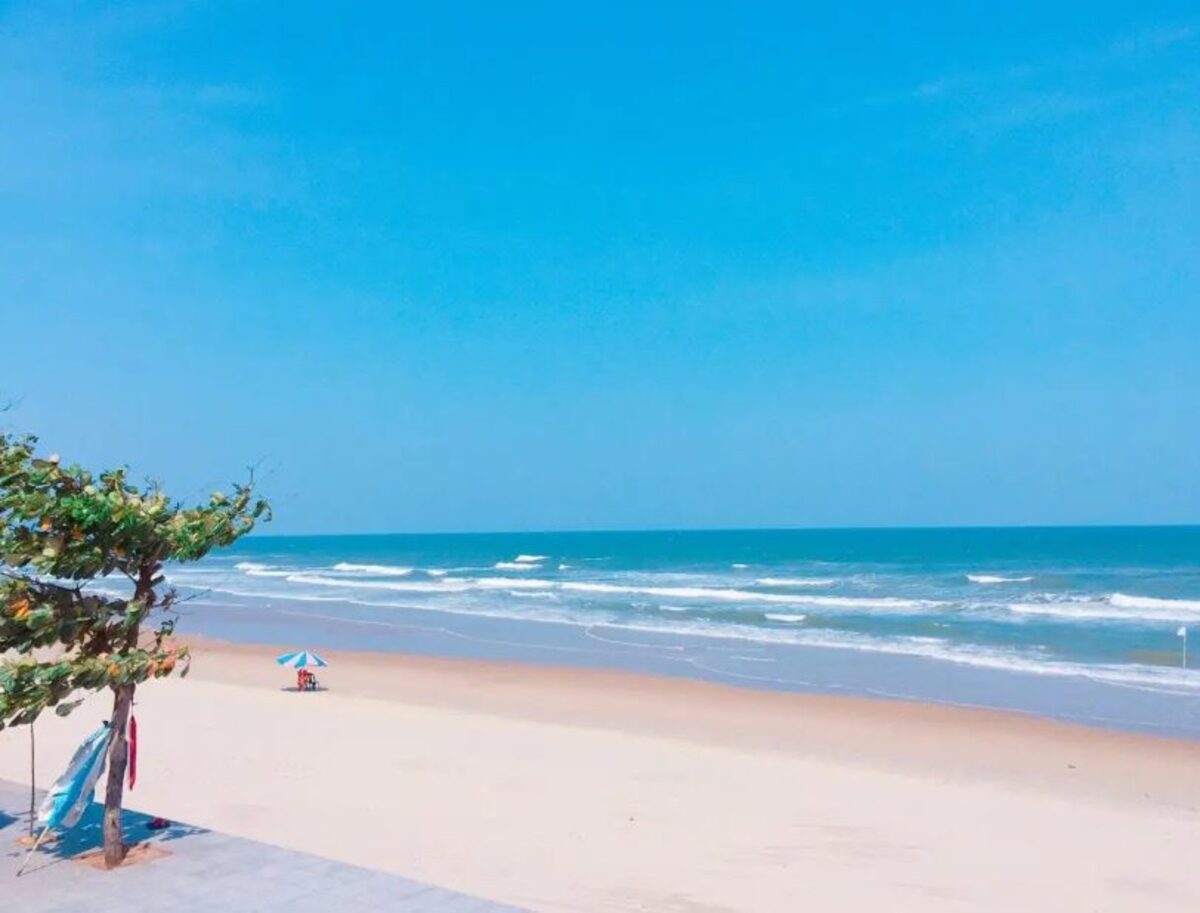 Bãi tắm Chí Linh (Nguồn: Internet)