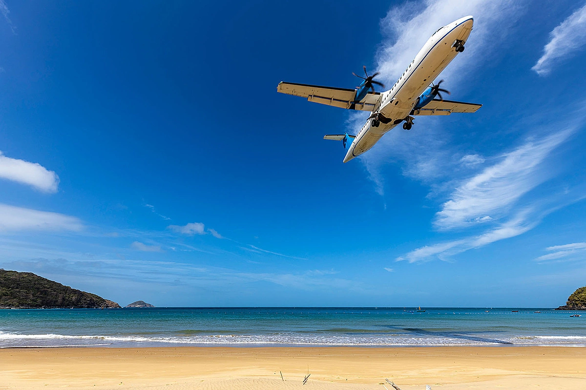Đường bay Tân Sơn Nhất đến Côn Đảo là đường bay nội thành đầu tiên tại Việt Nam sau sáp nhập. (Ảnh: Internet)