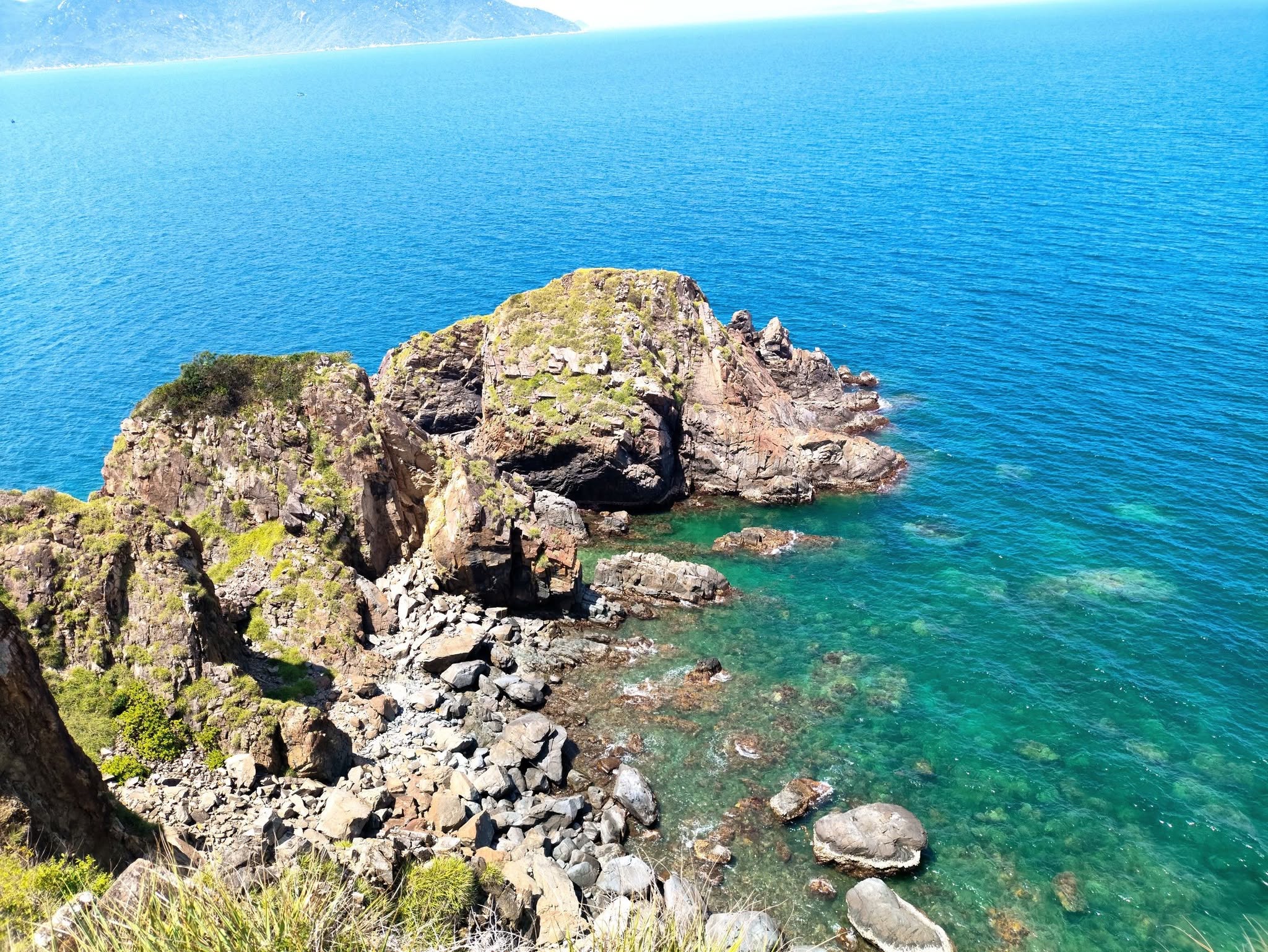 Chỉ cách trung tâm thành phố Nha Trang 8km (Ảnh: Nha Trang Phượt)